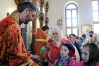 Поздравления с праздником днем святых Жен - Мироносиц в храме и новопоселёновской школе - интернатe 2014